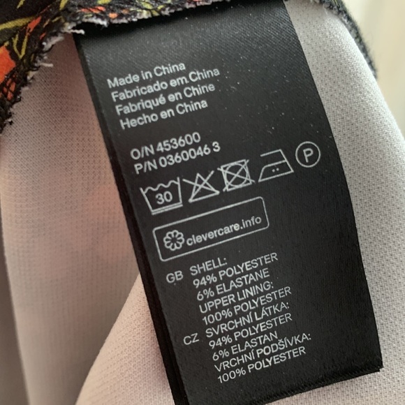 H&M dress Floral . 41.5inch length - Picture 3 of 7